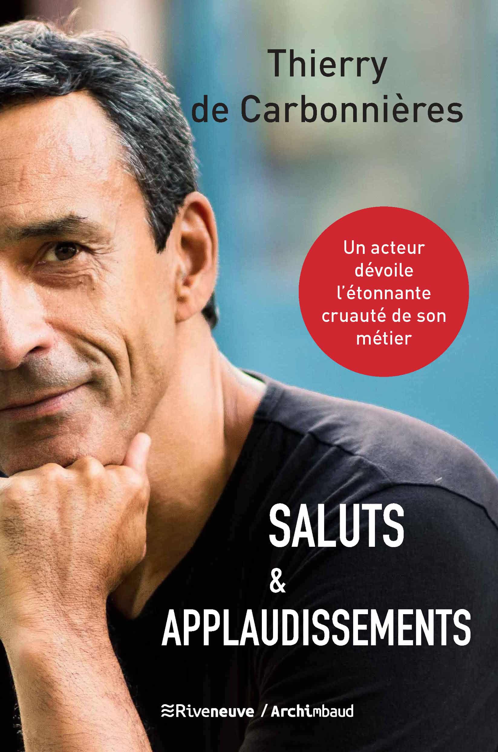 Saluts et applaudissements